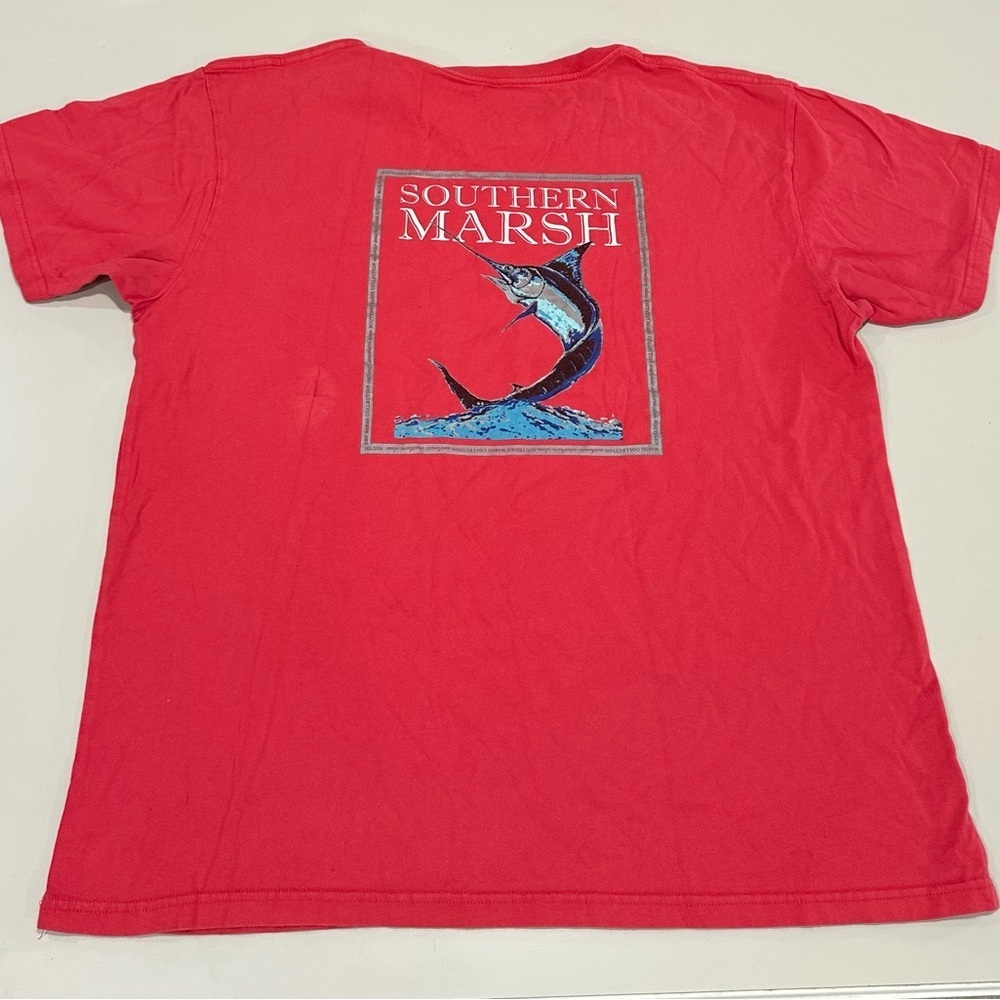 Southern Marsh Men's pinkish Red Pocket T-Shirt - Picture 2 of 4